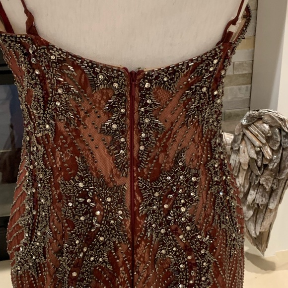 Brand Designer: LUCCI LU Burgundy long beaded dress - Picture 8 of 15